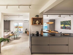 Interior - Stunning private villa for 8 guests with private pool, A/C, WIFI, TV, terrace and pets allowed (Solin)