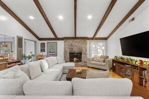 Smart TV, fireplace, video games, DVD player