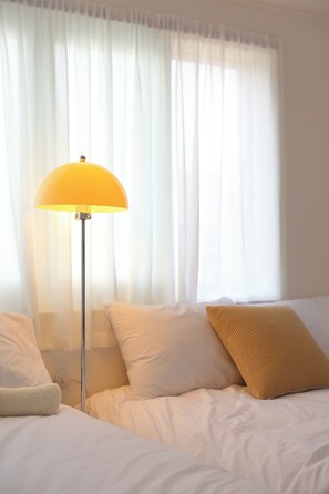 2 bedrooms, WiFi - #Hongdae#5min Sangsu ST (Seoul)