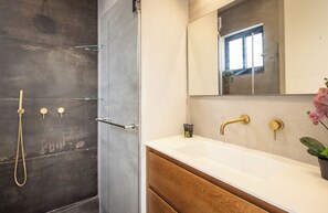 Penthouse, Sea View | Bathroom