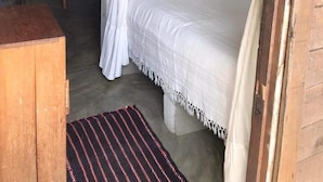Chalet, 2 Bedrooms, Smoking, Balcony - Beachfront Oasis in Mahambo, Madagascar - Chalet Retreat (Namahoaka)