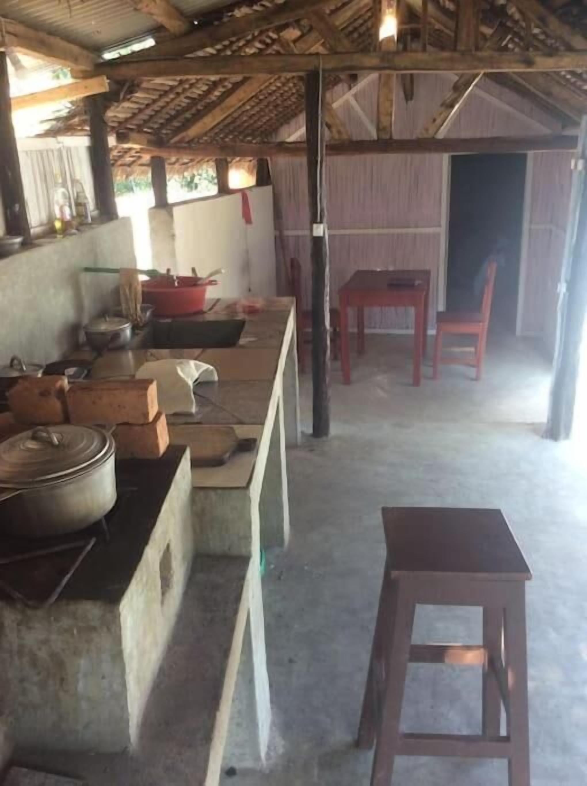 Chalet, 2 Bedrooms, Smoking, Balcony | Outdoor dining