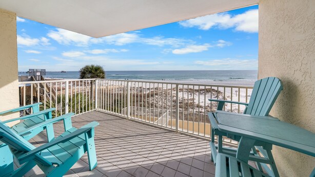 A balcony with a view of the beach and ocean. - Clearwater 2A (Gulf Shores)