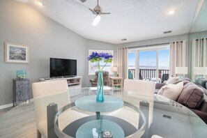 TV, fireplace, offices - Beachside 323 Waterfront Condo on East Grand Traverse Bay (Traverse City)