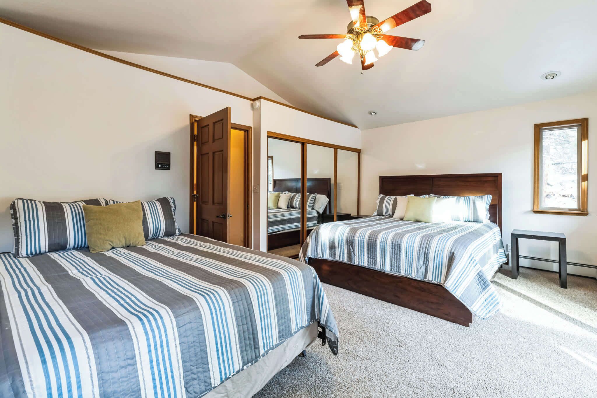 4 Schlafzimmer, Bügeleisen/Bügelbrett, WLAN, Bettwäsche
