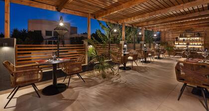 Cabana Blu Lifestyle Boutique Hotel & Suites