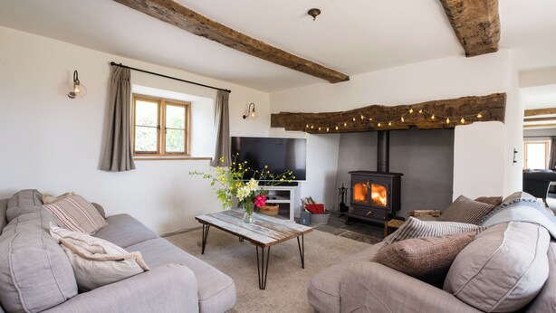 Living area - Countryside retreat, accommodating 8 guests, the perfect tranquil escape for both people and pets. (Brecon Beacons)