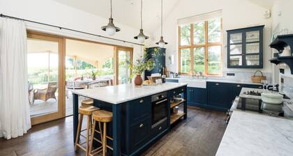 Countryside retreat, accommodating 8 guests, the perfect tranquil escape for both people and pets.