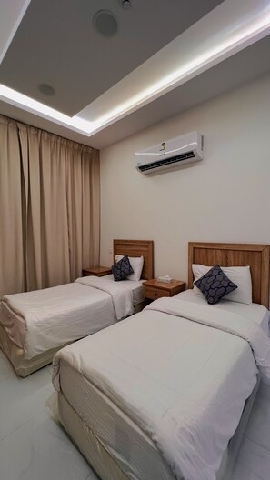 Hypo-allergenic bedding, blackout drapes, soundproofing, bed sheets - durr alsmaw (Al Duwadimi)