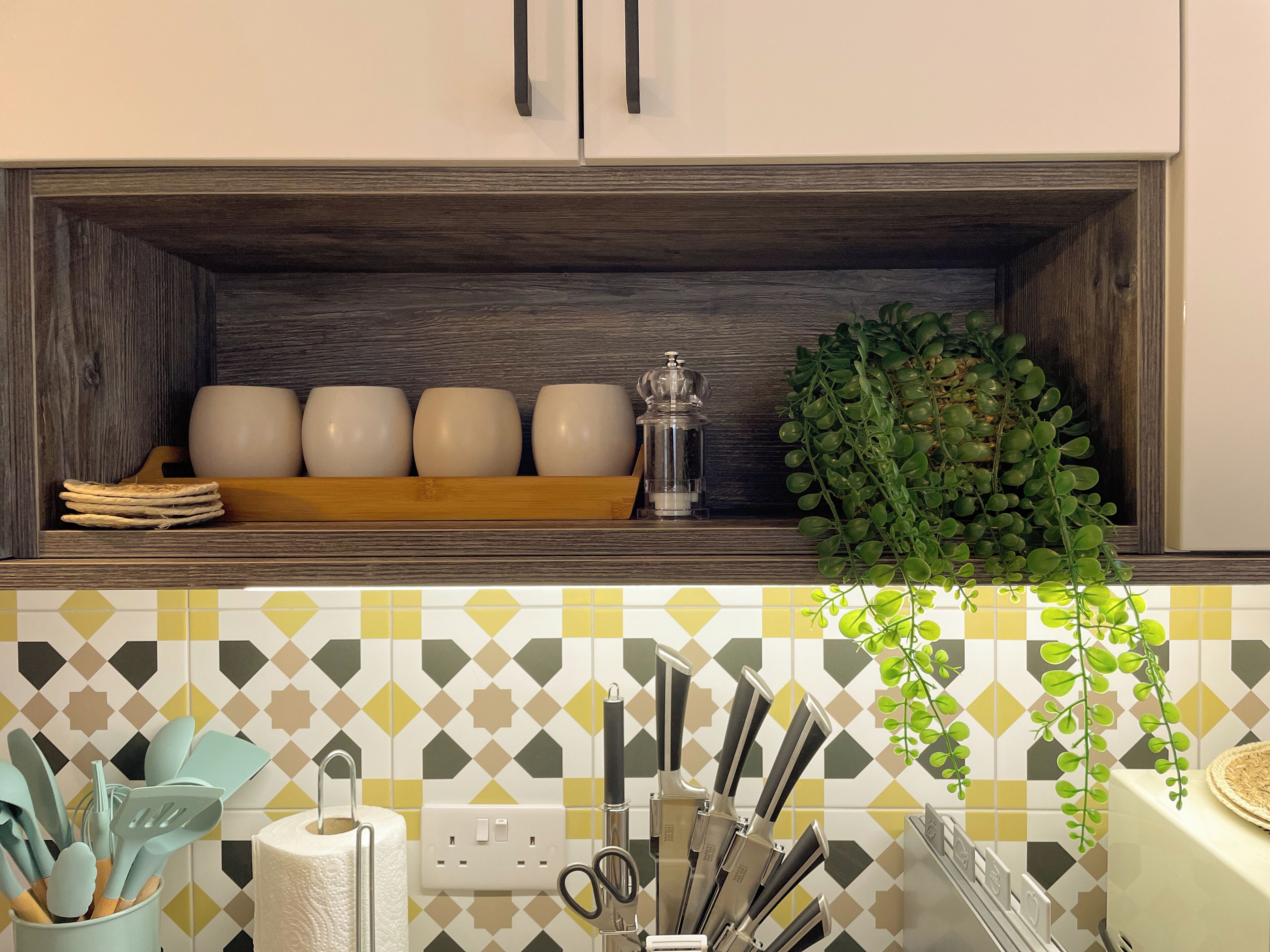 Apartemen Deluks, pemandangan kota | Dapur pribadi | Lemari es besar, microwave, oven, dan kompor