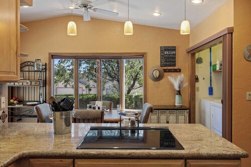 Prescott Golf Oasis Upscale Dog-Friendly Home