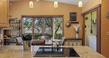 Prescott Golf Oasis Upscale Dog-Friendly Home