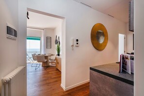 Interior - La Perla sul Mare by Wonderful Italy (Genoa)