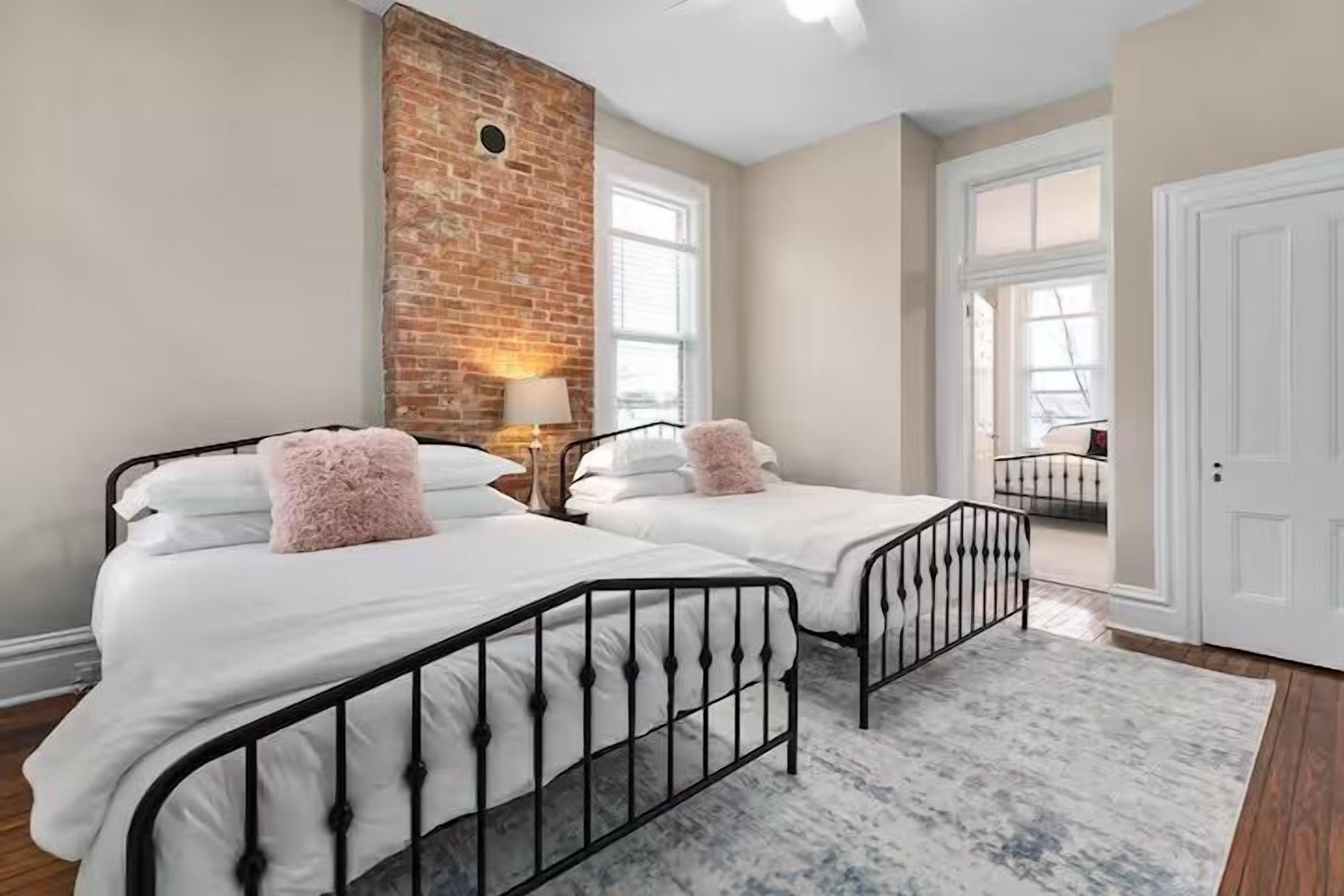 4 間睡房、書桌、熨斗/熨衫板、免費 Wi-Fi