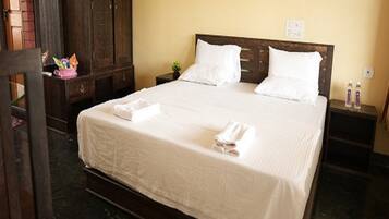 Deluxe Room | Free WiFi, bed sheets