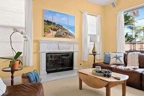 TV, peis og kontorer