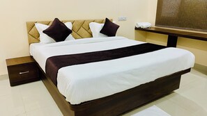 Standard Apartment | 1 bedroom, free WiFi, bed sheets, wheelchair access - Stay 10 B&M (Indore)