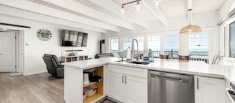 Beachside Bliss just steps from Aptos Beach