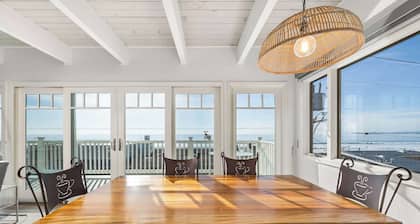 Beachside Bliss just steps from Aptos Beach