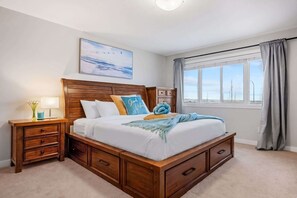 3 chambres, fer et planche à repasser, lit de bébé portatif