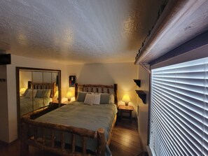 1 bedroom, bed sheets