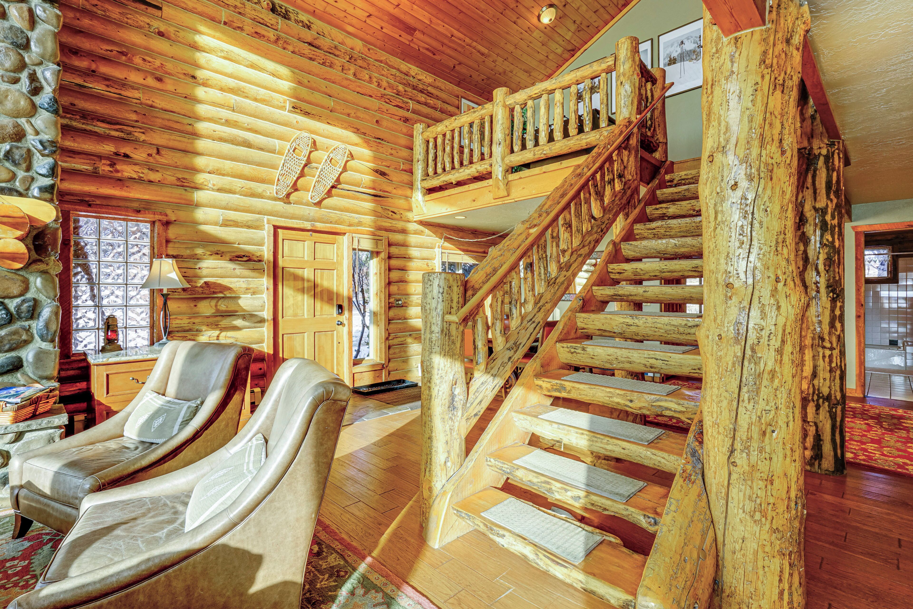 House (5 Bedrooms) | Interior