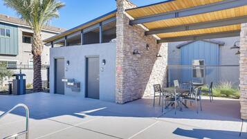 Apartment (1 Bedroom) | Interior