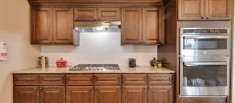 3 Mi to Lake Charles: Family Home in Louisiana!