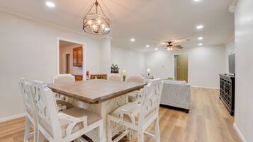 Nhà (3 Bedrooms) | Nội thất