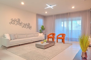 Casa | 7 habitaciones y internet 