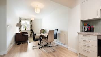 Departamento ejecutivo, baño privado (1) | Restaurante