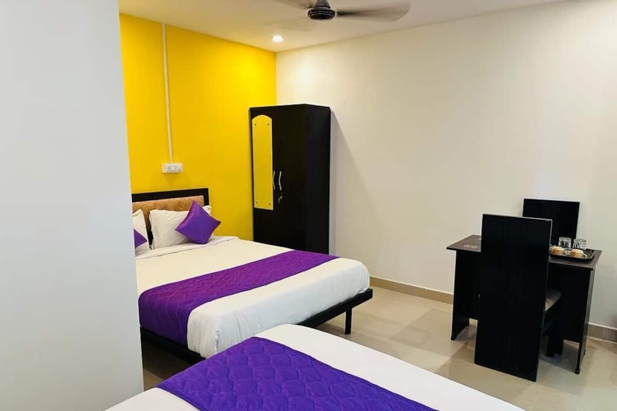 Deluxe Double Room, 1 Katil Ratu (Queen) | Meja, ruang kerja komputer riba, Wi-fi percuma