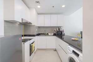 Fridge, microwave, stovetop, toaster - StayShort - Cozy 1BR in The Pulse Residence, Dubai South! (Dubai South)
