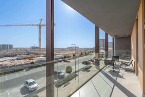 Property grounds - StayShort - Cozy 1BR in The Pulse Residence, Dubai South! (Dubai South)