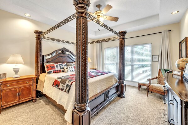 Maison, 4 chambres | 4 chambres, espace de travail pour ordinateurs portables