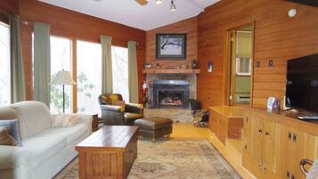 Kondominium, 2 kamar tidur | Area keluarga