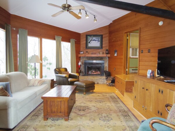 Condo, 2 Bedrooms | Living area - Slopesider 23c 2 Bedroom Condo (Banner Elk)