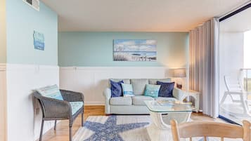 Apartamento, 1 habitación | Zona de estar | Una Smart TV