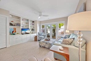 Smart-TV og stereoanlegg