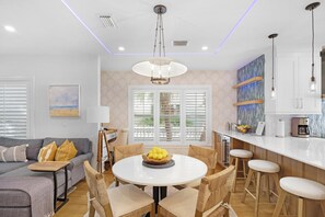 Dining - An Island Retreat at the Truman Annex in Key West (Key West)