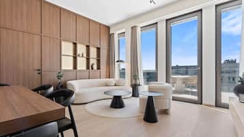 TV, stereo, offices
