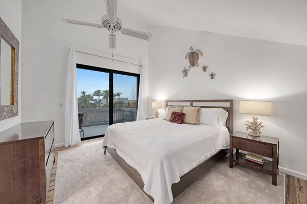 3 chambres, fer et planche à repasser, accès au Wi-Fi (inclus)