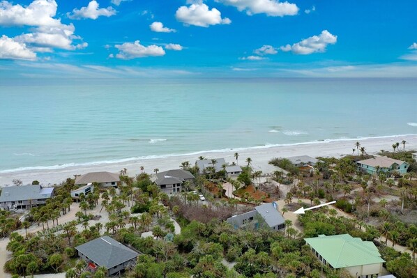 Beach - Beach Lovers Paradise steps from the Gulf of Mexico (Sanibel)