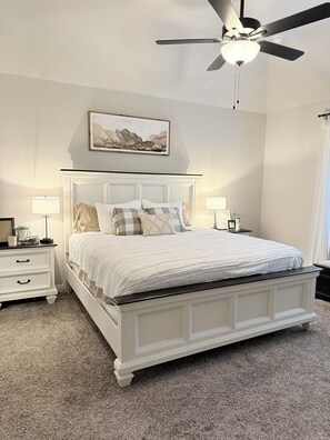 5 bedrooms, iron/ironing board, WiFi, bed sheets