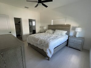 3 bedrooms, WiFi, bed sheets - Charming 3-bedroom house with an outdoor Oasis (Tavernier)