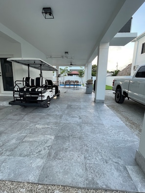 Property grounds - Charming 3-bedroom house with an outdoor Oasis (Tavernier)