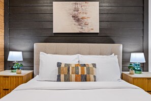 15 bedrooms, iron/ironing board, Internet, bed sheets