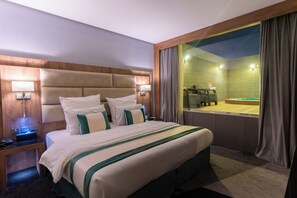 Premium Suite, Private Pool | In-room safe, desk, laptop workspace, blackout drapes - RASIA HOTEL  (Jeddah)