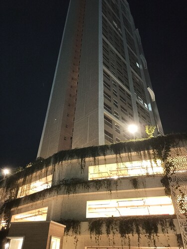 Luxurious Apartment in GIFT City