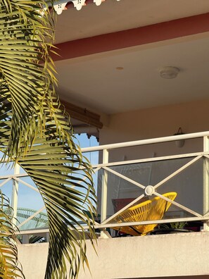 Exterior detail - 3 minutes walk from the beach and shops.swimming pool and free parking space. (Les Trois-Îlets)